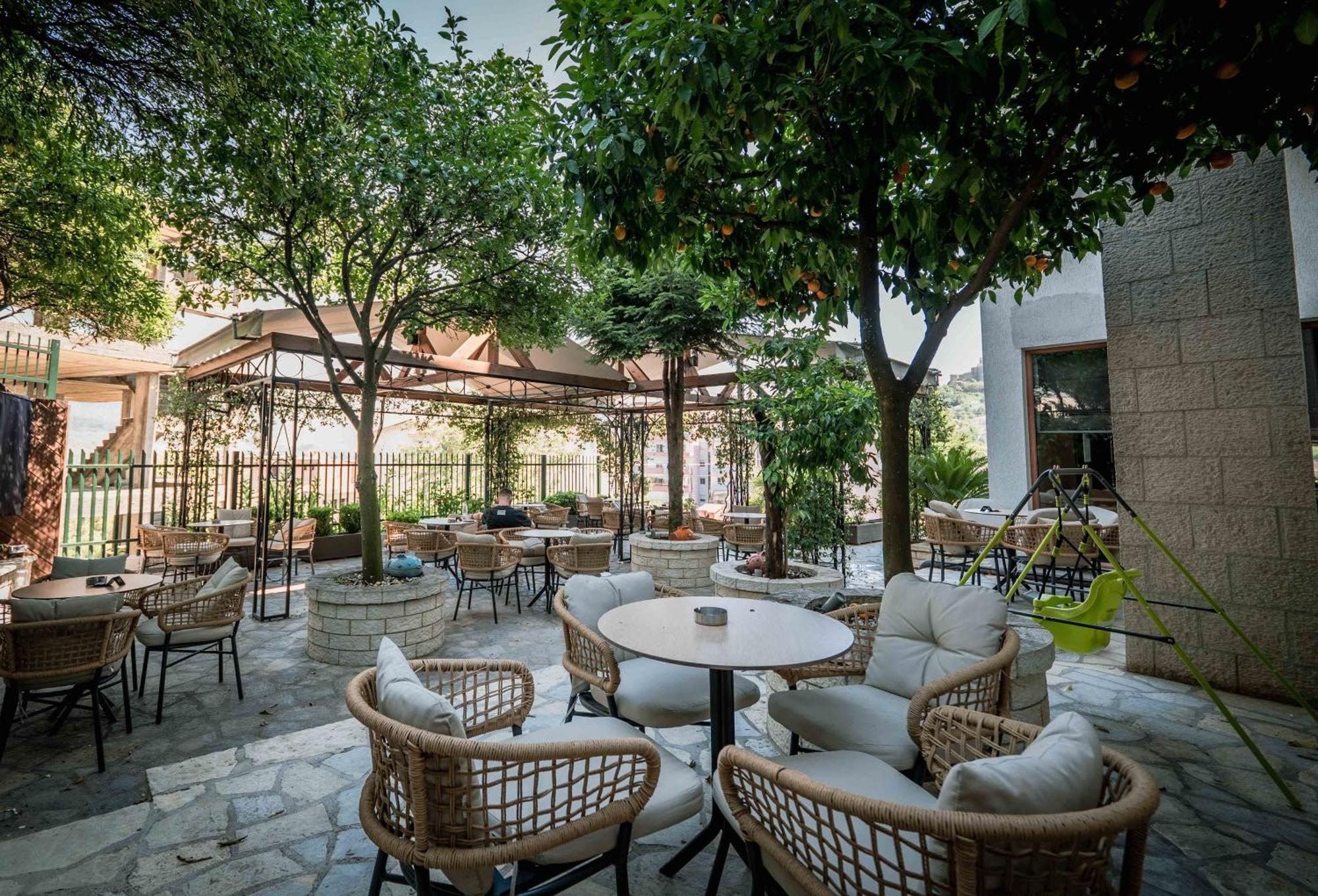 Sharm Luxury Gjirokastër